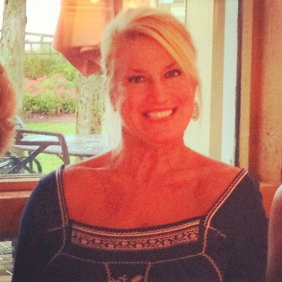 Meet your Posher, Lovey (Lynn) - Picture 1 of 8